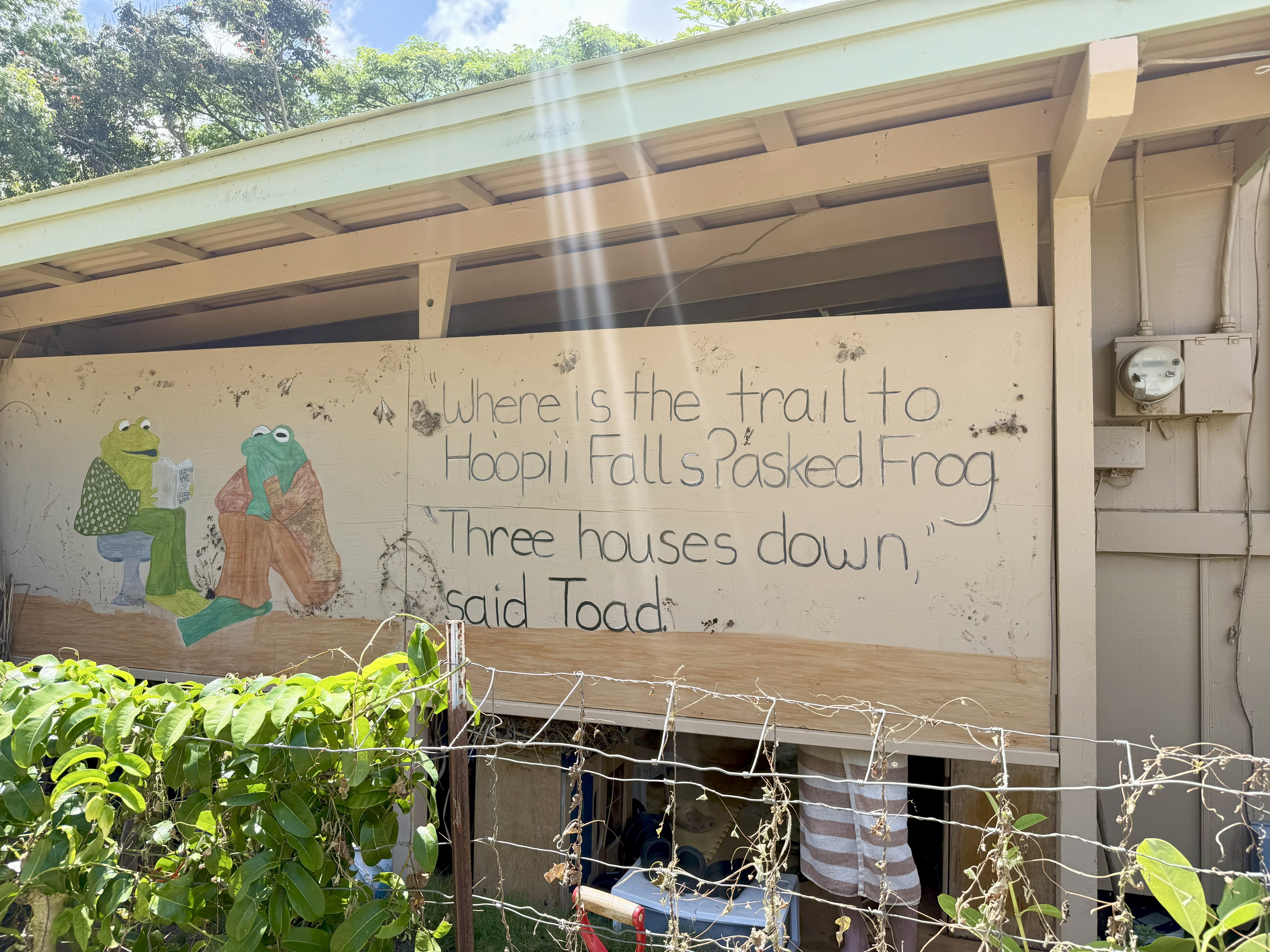 Frog and Toad trail sign
